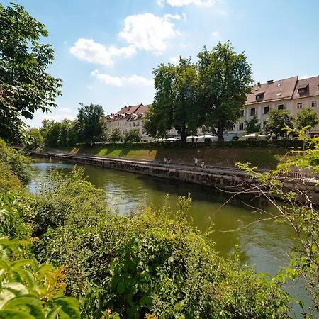Riverside Lux Apartament